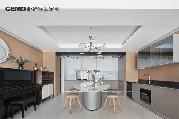 輕奢定制加盟哪家好，柜貓教你如何選擇品牌